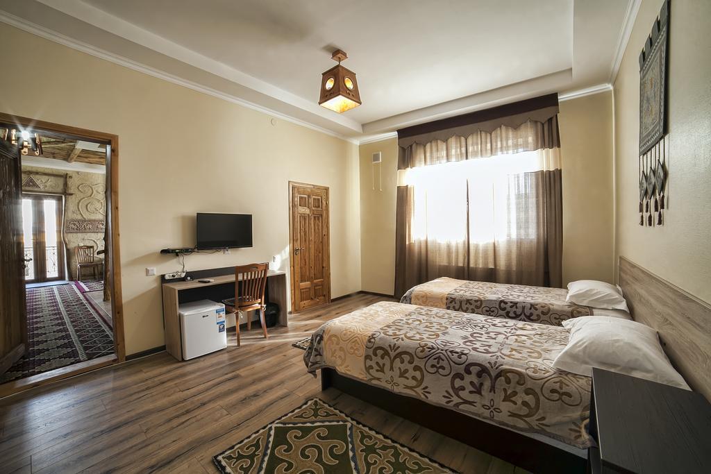 Ethno Boutique Hotel Osh Bilik gambar