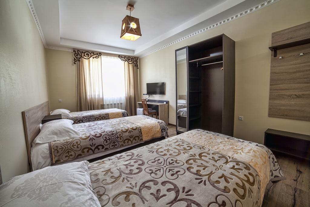Ethno Boutique Hotel Osh Bilik gambar